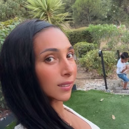 Profile picture of Jennifer Buinoud